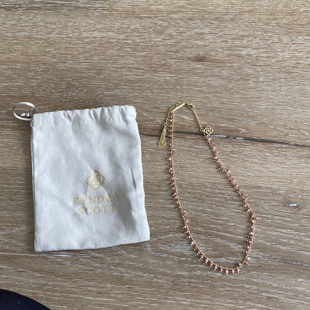 Kendra Scott pink beaded necklace.